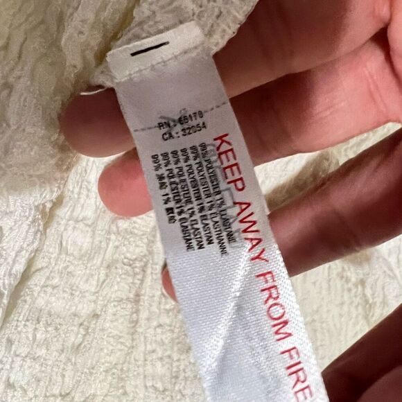 FREE PEOPLE Small New w Tags !! White Marni Tiered Tunic or, mini dress or Cover - Picture 10 of 12